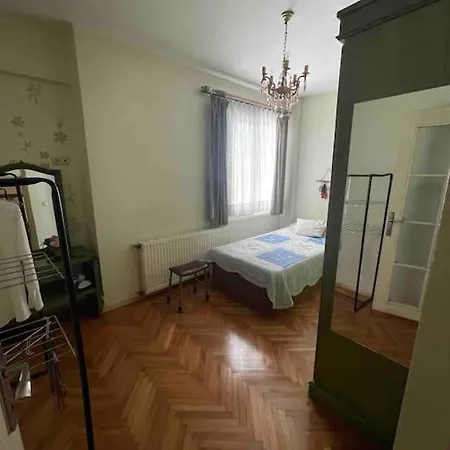 Erenkoyde Kiralik 2+1 Apartment Istanbul